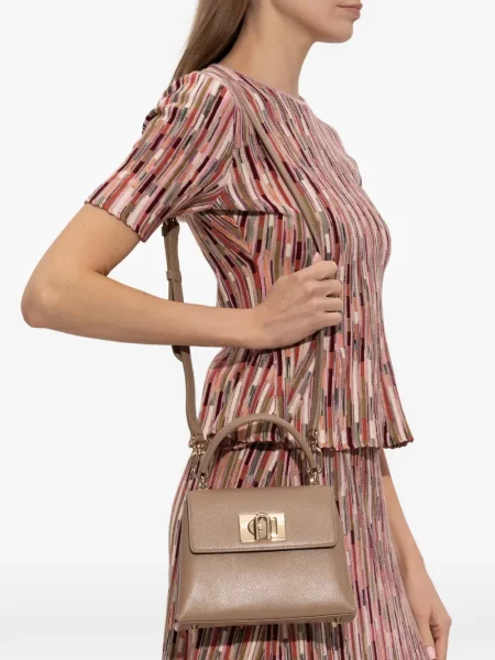 Geanta de piele Furla din piele