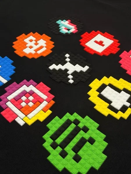 Tricou Mostly Heard Rarely Seen 8-bit cu imagine negru