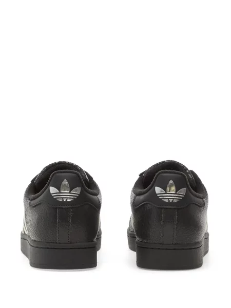 Dlouhé běžecké boty Adidas Terrex s krátkými rukávy s výstřihem do v černé