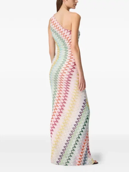 Maxi rochie maxi Missoni cu un umăr gol de costum