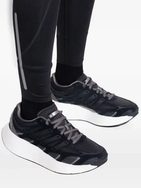 Top Adidas s printom s čipkom crna