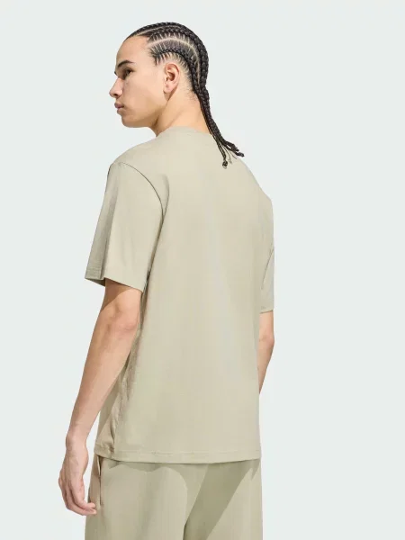 Футболка adidas коричневий