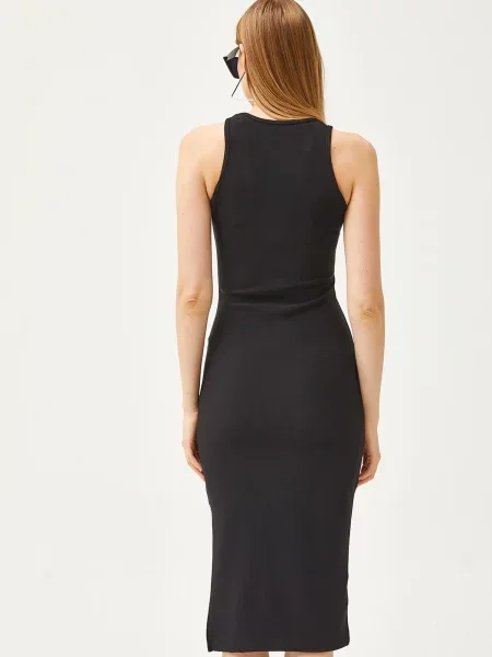 Oblekové šaty Olalook čierna