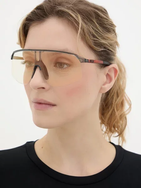 Солнцезащитные очки Julbo