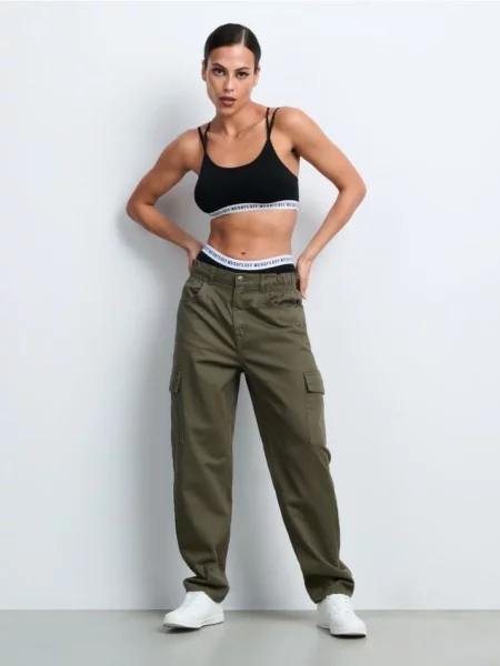 Джинси карго зелений