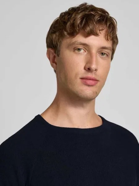 Sweter z dzianiny z okrągłym dekoltem model ‘DANTE’ Blend granatowy