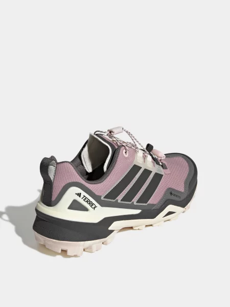Кроссовки Adidas Terrex розовые
