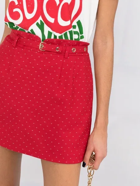 Cu centură pantaloni scurți Red Valentino roșu