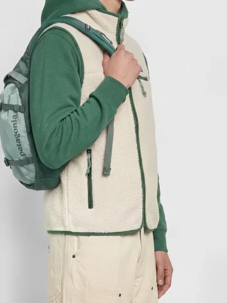 Ramenní batoh Patagonia Atom Sling 8 l cover green zelený