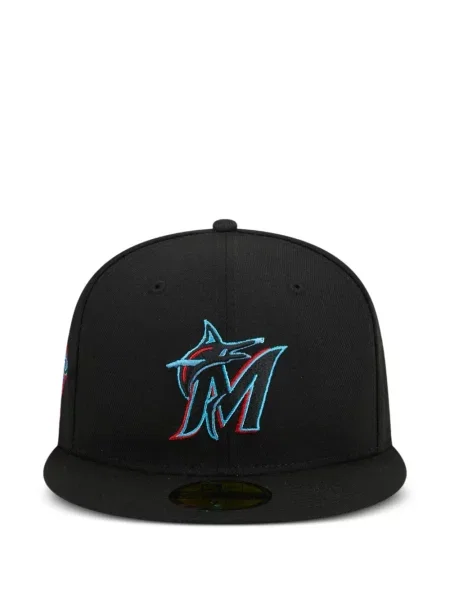 Șapcă New Era Cap cu broderie negru