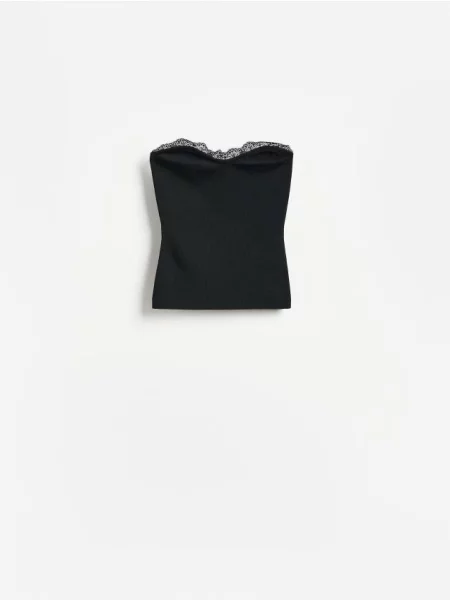 Reserved Top cu inserție din dantelă negru