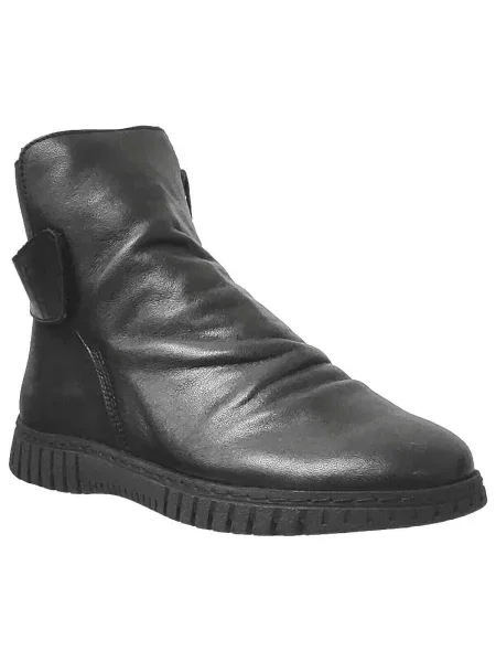 Botine Karyoka