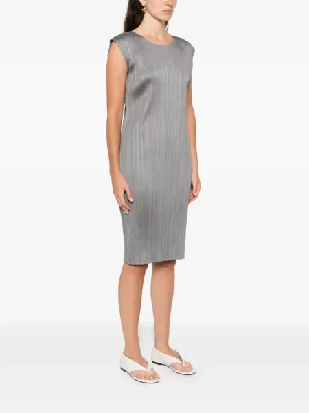Плисирана миди рокля Pleats Please Issey Miyake без ръкави до коляното сиво