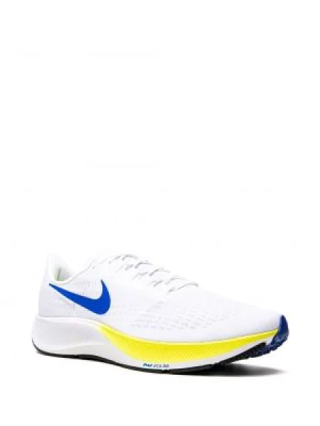 Bėgimas sportbačiai Nike Air Zoom balta