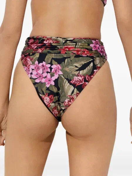 Bikini Beach Riot zöld
