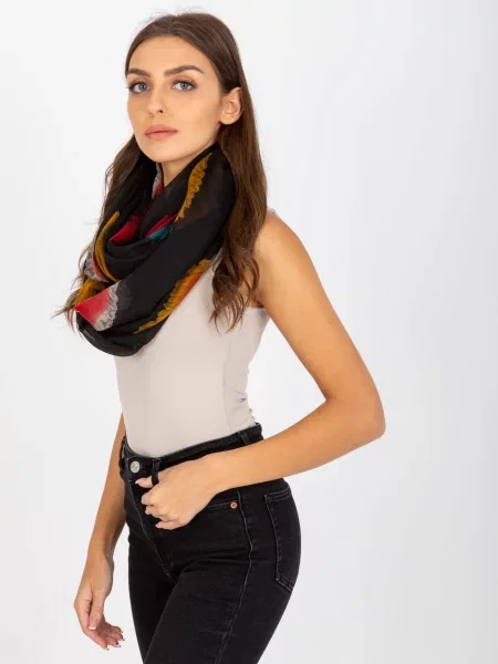 Šál Fashionhunters čierna