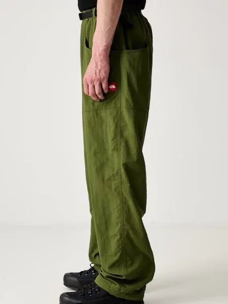 The North Face pantaloni joggers pentru bărbați verde