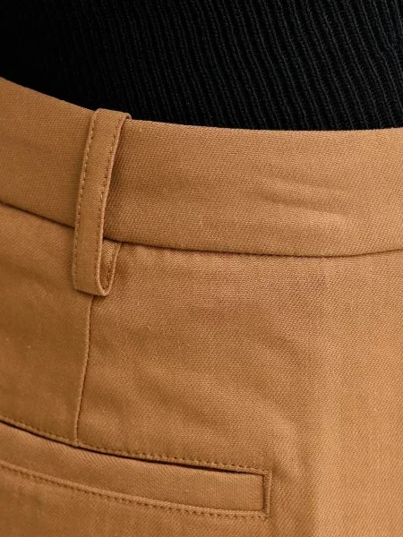 Плисирани шорти A.l.c. кафяво