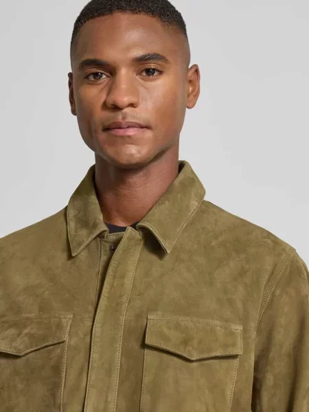 Kurtka koszulowa z naturalnej koziej skóry o kroju slim fit model ‘Overshirt‘ Profuomo zielona