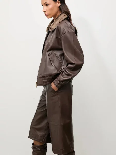 Шкіряна куртка Answear.LAB демісезонна коричневий