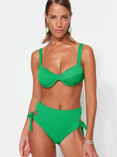 Bikini Trendyol verde