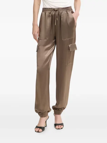 Pantaloni Guess din satin alergare maro