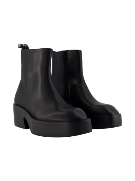 Buty do kostki Camper na płaskim obcasie o krotszym kroju czarne