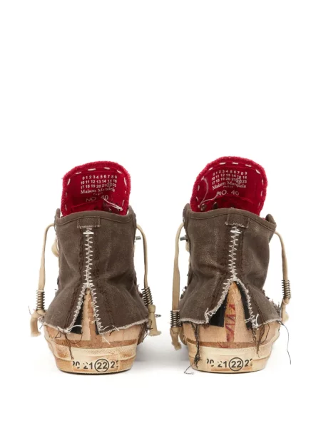 Sneakerși Maison Margiela zdrențuiți maro