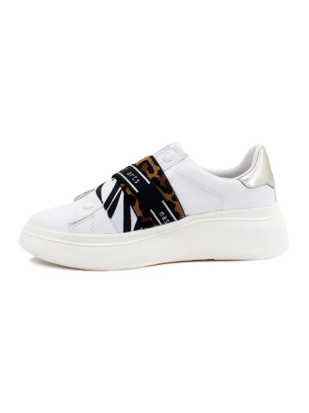 Sneakersy Moa Master Of Arts skórzane na platformie białe