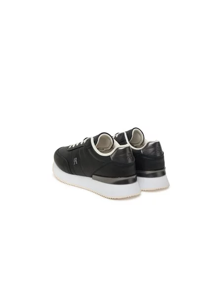 Tommy Hilfiger Superge Chic Fashion Runner črna