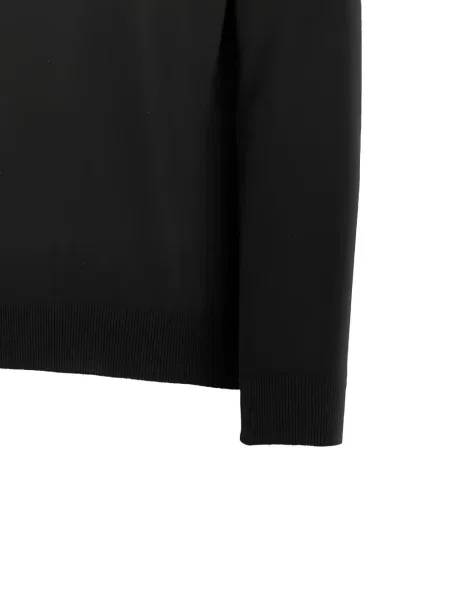 Hanorac The M de lână negru