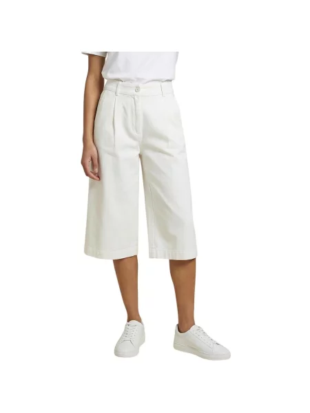 Pantaloni scurți Only de in alb