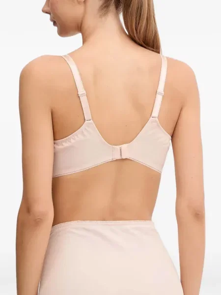 Sutien Chantelle din dantelă