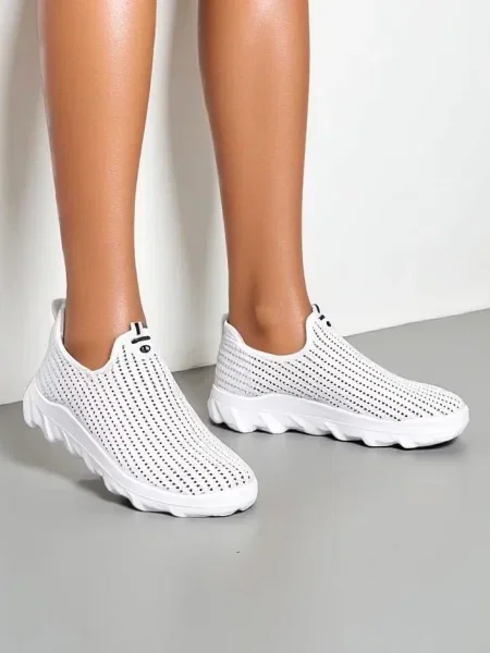 Slip on tenisky Resti biela