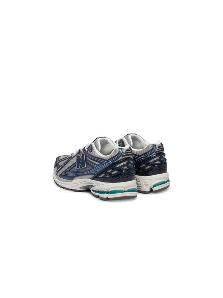 Sneakersy New Balance Farebná