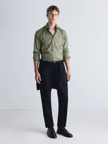 Koszula slim fit comfort stretch non-iron khaki Mężczyzna XS MANGO MAN