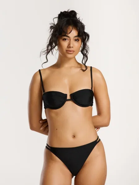 Shiwi Costum de baie două piese negru