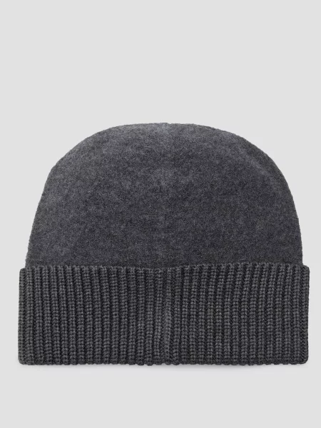 Шерстяная шапка Boss серая