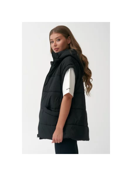 Утепленный жилет Estro черный