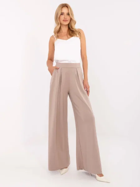 Pantaloni Relevance alb