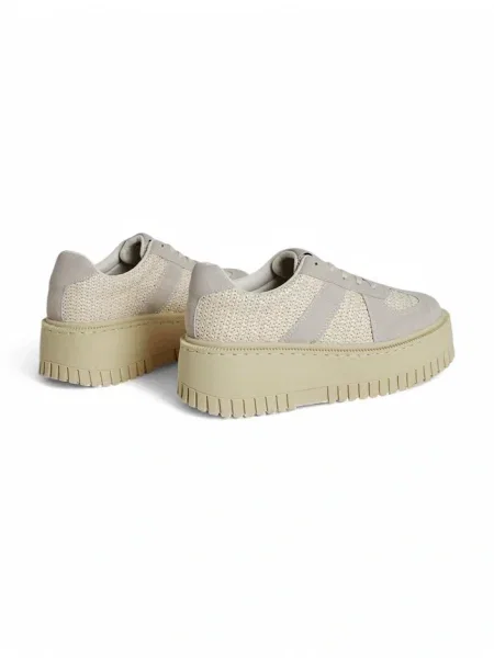 Sneakerși Resti cu platformă