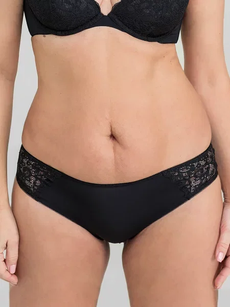 Бразилианы Brabrabra с низкой посадкой белые