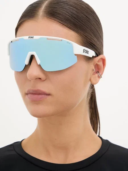 Napszemüveg Bliz Matrix white/smoke blue multi. Méret: OS fehér
