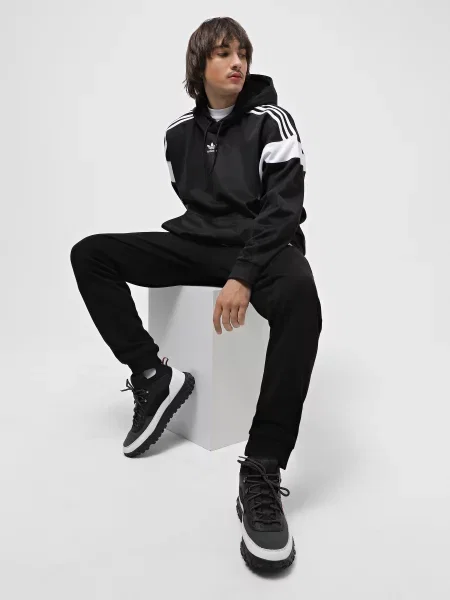 Худи Adidas черное