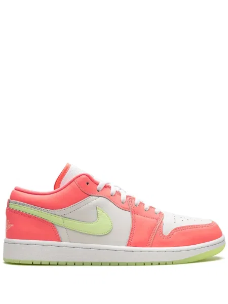 Sneakerși Jordan roșu