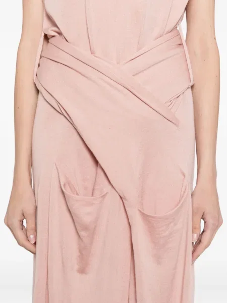 Rochie Jil Sander drapată de costum roz