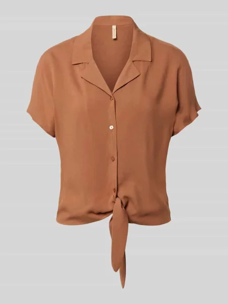 Bluzka z z detalem w postaci węzła krój regular fit Model RADIA' Soyaconcept