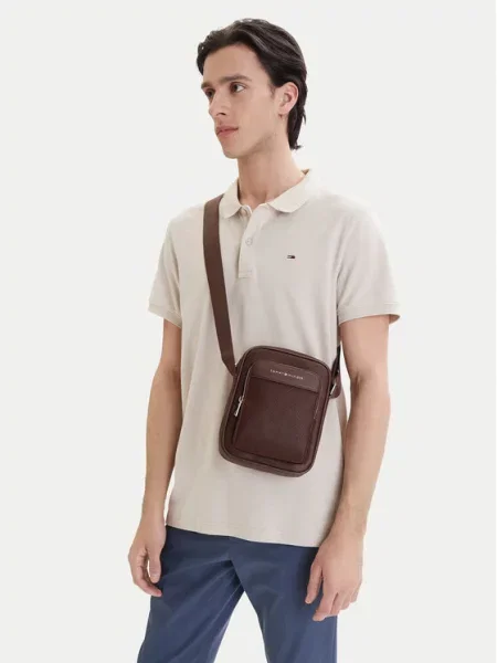 Tommy Hilfiger Torbica za okrog pasu Th Flag Monogram Mini Reporter rjava