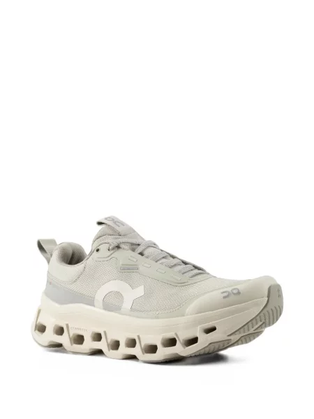 Impermeabil sneakerși On