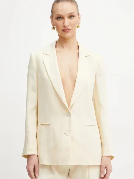 Marella sacou de in DALLAS un singur rand de uni bej